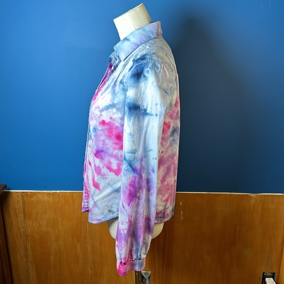 Tye dye button up shirt - Picture 3 of 9